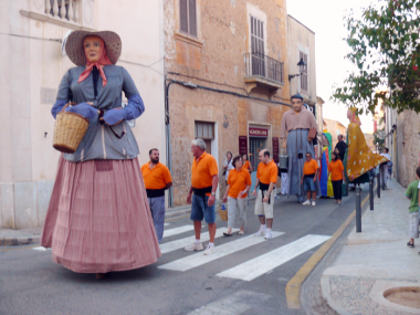Els Gegants posaren punt i final a les festes de Sant Jaume de Santanyí