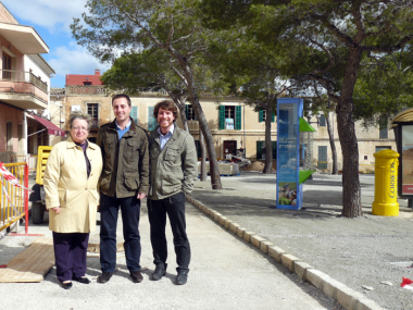 La Plaça Sant Josep de s’Alqueria Blanca és objecte d’una reforma per integrar-la al conjunt comercial i d’oci de la zona 