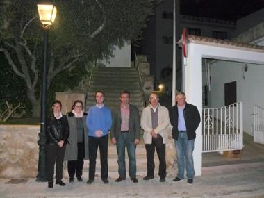 El carrer Cristòfol Colom de Portopetro ja gaudeix de la nova il•luminació