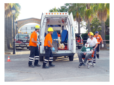 Espectacular simulacre d’una explosió a la sala de calderes de les Piscines Municipals de Santanyí