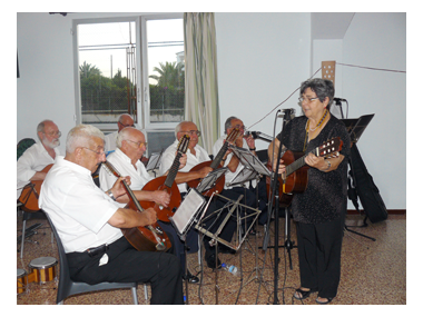 Cala Llombards clausura les festes d’estiu amb un homenatge a les persones majors del nucli