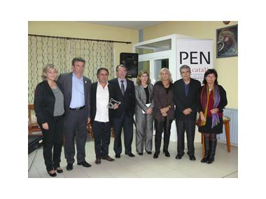 L’escriptor argelí refugiat  Salem Zènia, rep a Santanyí,  el II Premi Internacional Veu Lliure que atorga PEN Català