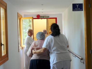 Creu Roja i Policia local coordinen un simulacre d’evacuació al Centre de Dia de s’Alqueria Blanca