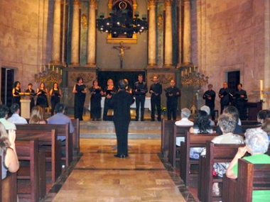 La pregonera Isabel Vidal encetà les festes de Sant Jaume reivindicant la llengua com “un dels nostres patrimonis més importants”