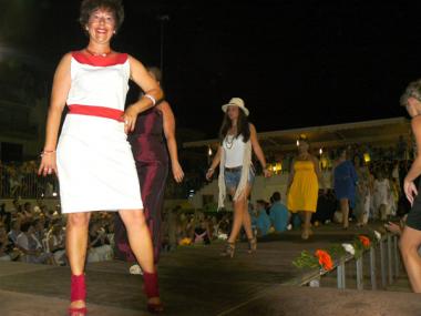 Portopetro celebra amb èxit la primera desfilada de moda i estilisme per a la dona real