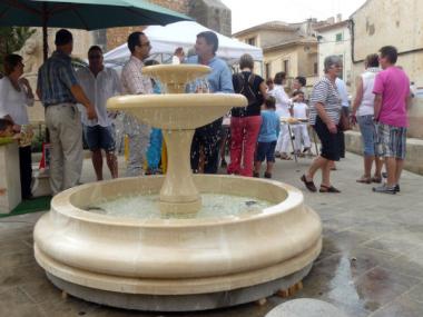 La Fira de Santanyí evita la pluja i atreu a uns 10.000 visitants