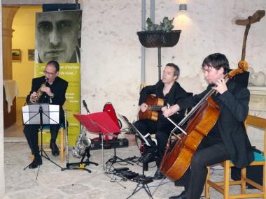 Èxit rotund a l’acte d’inauguració del Centre de Poesia Contemporània Blai Bonet