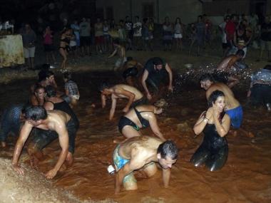 ACTIVITAT FÍSICA I DIVERSIÓ EN LA OLIMPÍADA PAGESA LLOMBARDERA