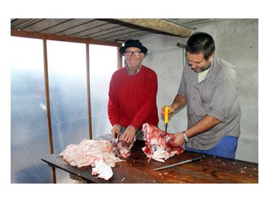 SANTANYÍ, CAPDAVANTER EN LA CAMPANYA CONTRA LA TRIQUINOSI