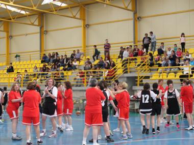 PARTIT DE BÀSQUET SOLIDARI A FAVOR DE  L’ASSOCIACIÓ ESPANYOLA CONTRA EL CÀNCER
