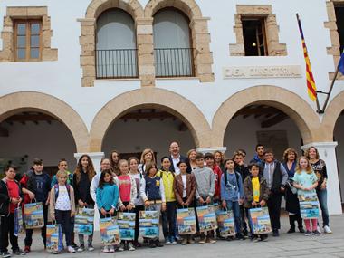 ELS ALUMNES DE SANTANYÍ VISITEN EL MUNICIPI DE SANTA EULÀLIA DINS EL MARC DE CIUTAT AMIGA DE LA INFÀNCIA