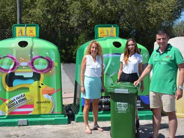 60 locals de Cala d’Or se sumen a la renovació de contenidors per a la recollida selectiva de vidre