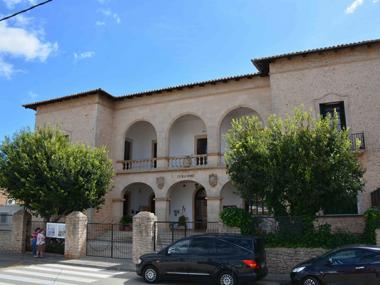 L’Ajuntament de Santanyí reclama al Govern que compleixi amb les escoles del municipi