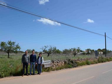 L’Ajuntament habilitarà un pàrquing per evitar els problemes d’aparcament a s’Almunia