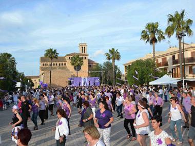 La BIM Lila per la Dona reuneix més de 1.200 ballarins a Calonge