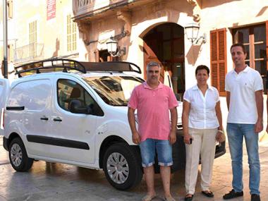 L’Ajuntament de Santanyí estrena vehicle elèctric