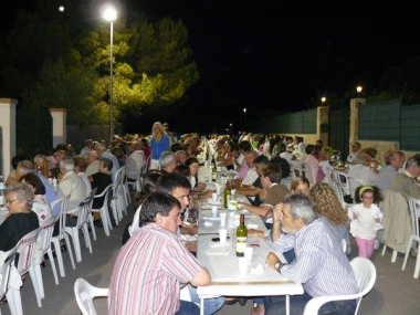 Èxit de participació de la paella a la fresca de s’Almonia.