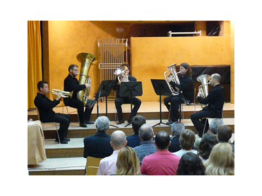 L’Escola Municipal de Música de Santanyí comença el curs 2009/10 amb una interessant lliçó inaugural sobre música i periodisme.