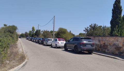 L’Ajuntament incorpora dos informadors a la zona de Cala Llombards per pacificar el trànsit