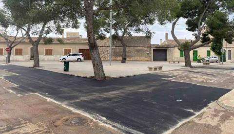 REPARACIÓ PAVIMENT PLAÇA S'ESTACIÓ ES LLOMBARDS