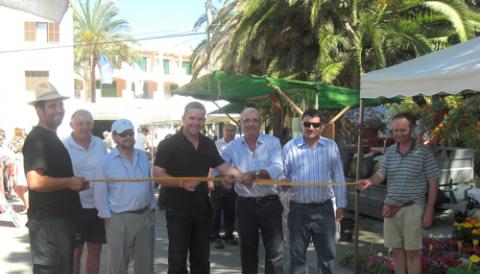 Inaugurat el mercat setmanal de Portopetro
