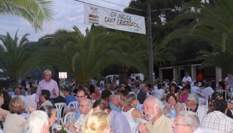 Gran participació al Sopar de fideuada a la Fresca de Cala Santanyí