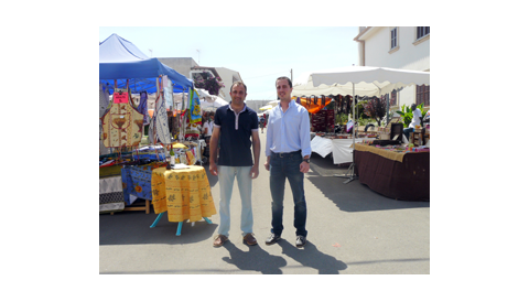 Inaugurat el mercat setmanal de Cala Figuera, amb una gran acceptació de residents i turistes