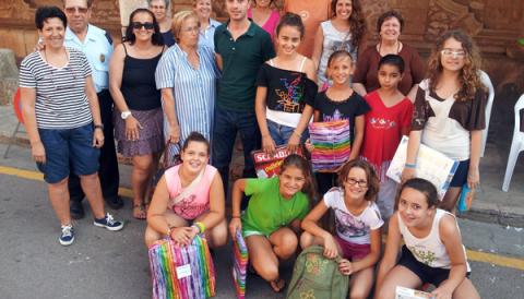 Al voltant de 400 nins i nines han participat enguany en el concurs de dibuix damunt l’asfalt