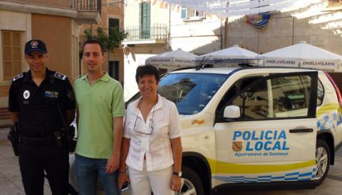 LA POLÍCIA MUNICIPAL DE SANTANYÍ ESTRENA COTXE TOT TERRENY