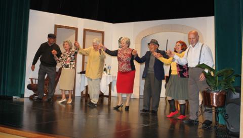 LA GENT MAJOR DE SANTANYÍ TORNA A OMPLIR EL TEATRE PRINCIPAL 