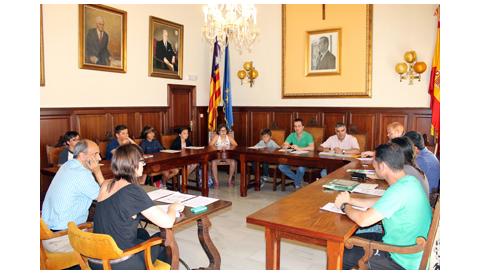 ES CONSTITUEIX EL PRIMER CONSELL MUNICIPAL  DE LA INFÀNCIA I L’ADOLESCÈNCIA DE SANTANYÍ