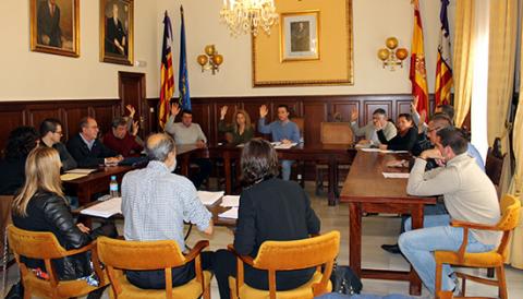 L’AJUNTAMENT DE SANTANYÍ BAIXA UN 2% L’IBI I CONGELA LES TAXES