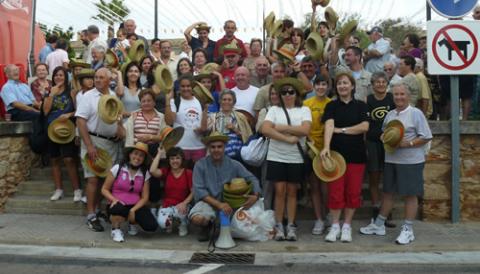 Més de 250 persones participen a la XII edició de l’anada amb carro, muntura, bicicleta o a peu des de Calonge a Mondragó