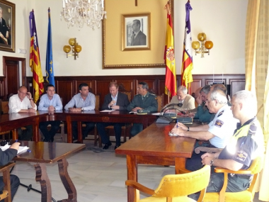 El Delegat del Govern,  aplaudeix el bon enteniment  entre la Guàrdia Civil i la Policia local de Santanyí